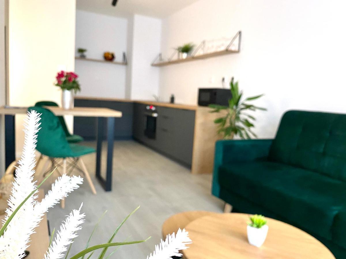 Apartment Mala Praha Жилина Экстерьер фото